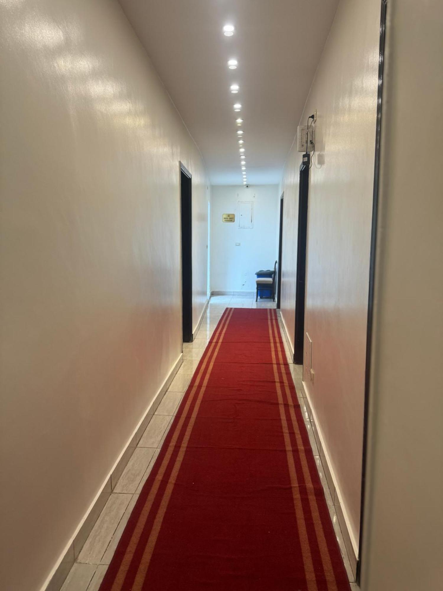 Pyramids And Sphinx Hotel Kafret el-Gabal Екстериор снимка