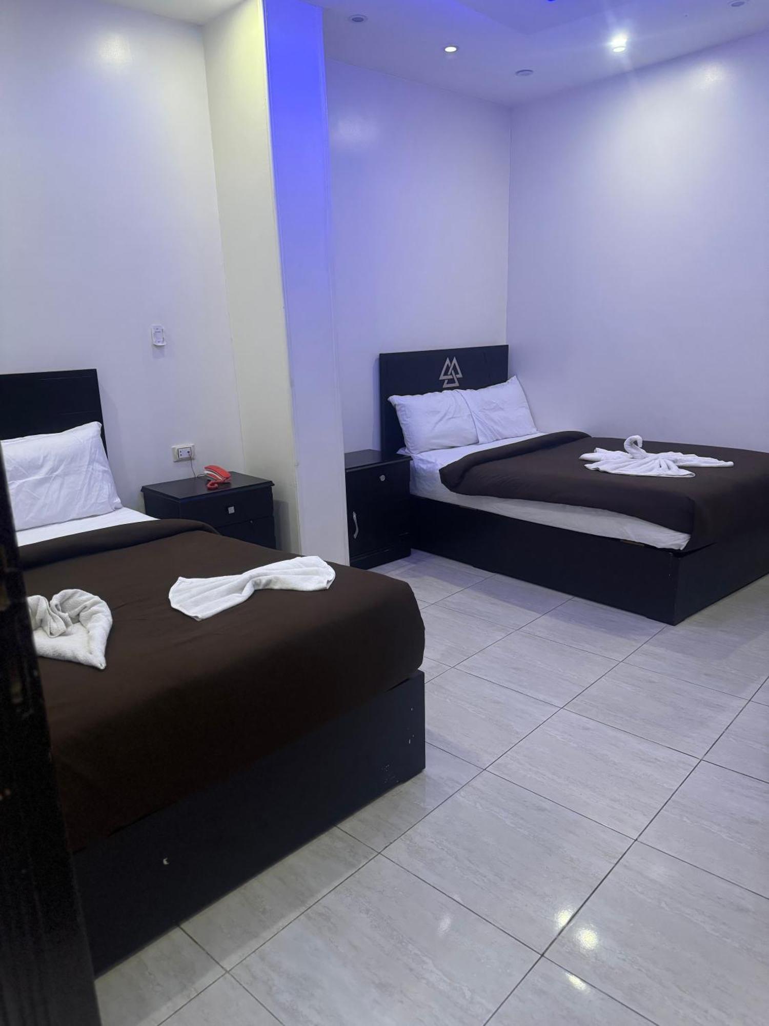 Pyramids And Sphinx Hotel Kafret el-Gabal Екстериор снимка